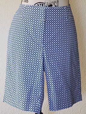 ANNIKA Shorts